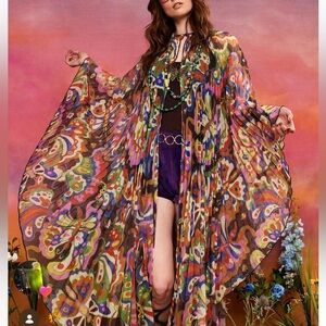 EXTREMELY RARE - the Hippie Shake Butterfly Cape